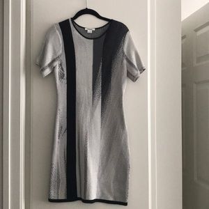 Grey/white/black dress